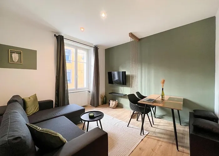 Appart\'Hotel Le Valdoie - Renove, Calme & Netflix
